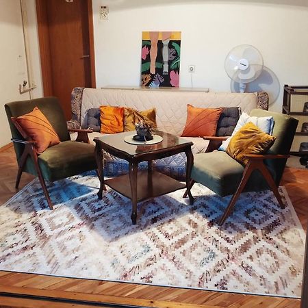 Digital Nomad Comfy Apartment,Foot Mountain Vodno And Millennium Cross,19 Min By Walk To Cener,Free Parking Skopje Exterior photo