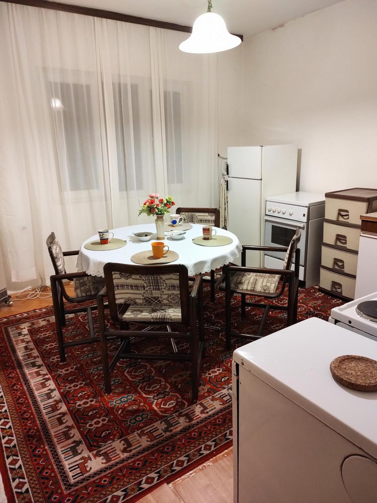 Digital Nomad Comfy Apartment,Foot Mountain Vodno And Millennium Cross,19 Min By Walk To Cener,Free Parking Skopje Exterior photo