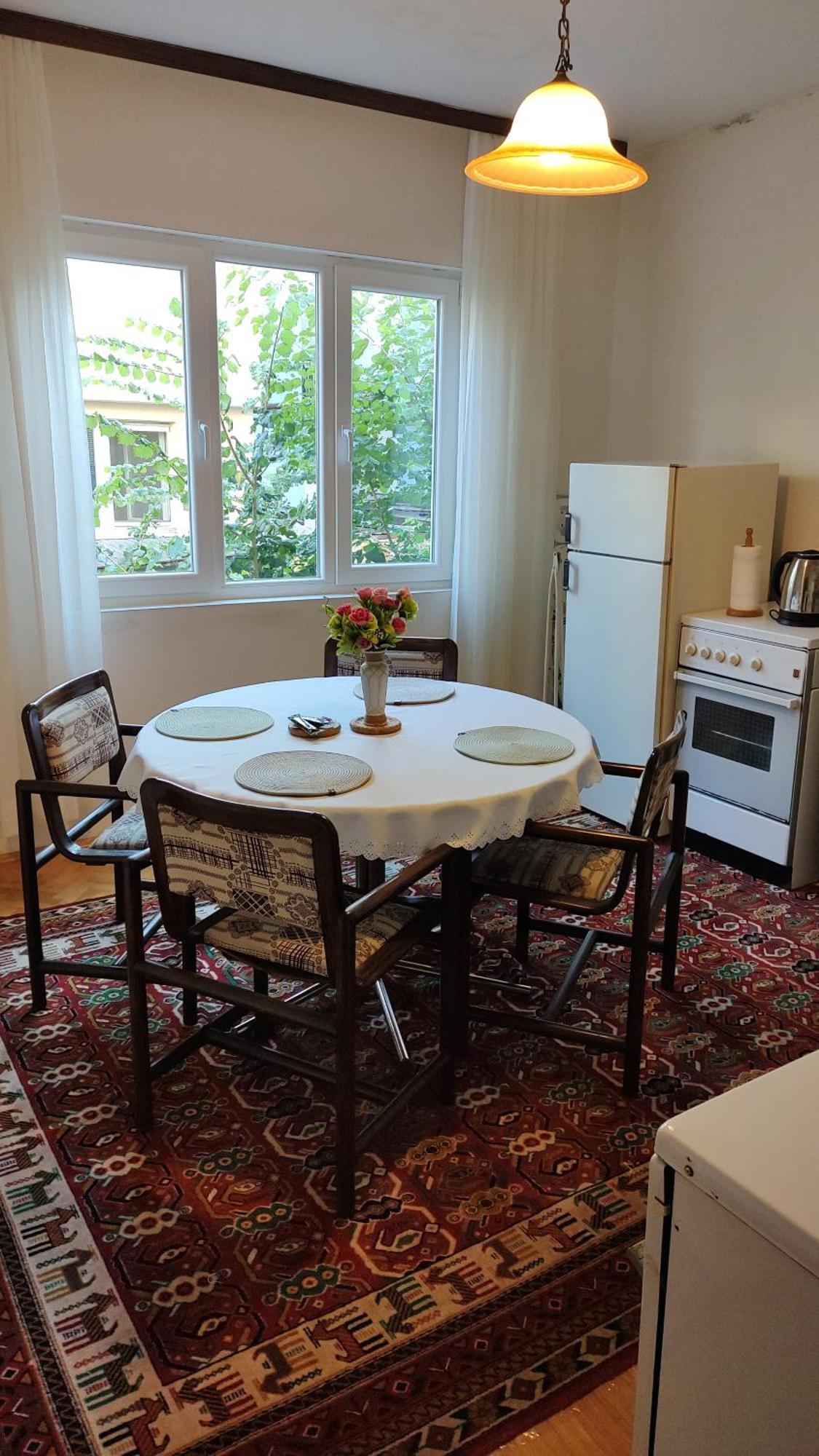 Digital Nomad Comfy Apartment,Foot Mountain Vodno And Millennium Cross,19 Min By Walk To Cener,Free Parking Skopje Exterior photo